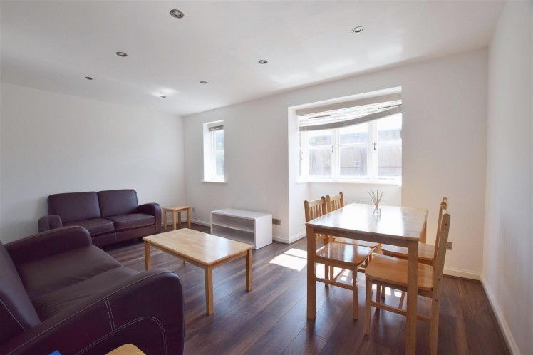 View Full Details for Woodvale Way, London, NW11