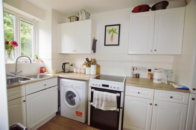 View Full Details for Windmill Drive, Cricklewood, London